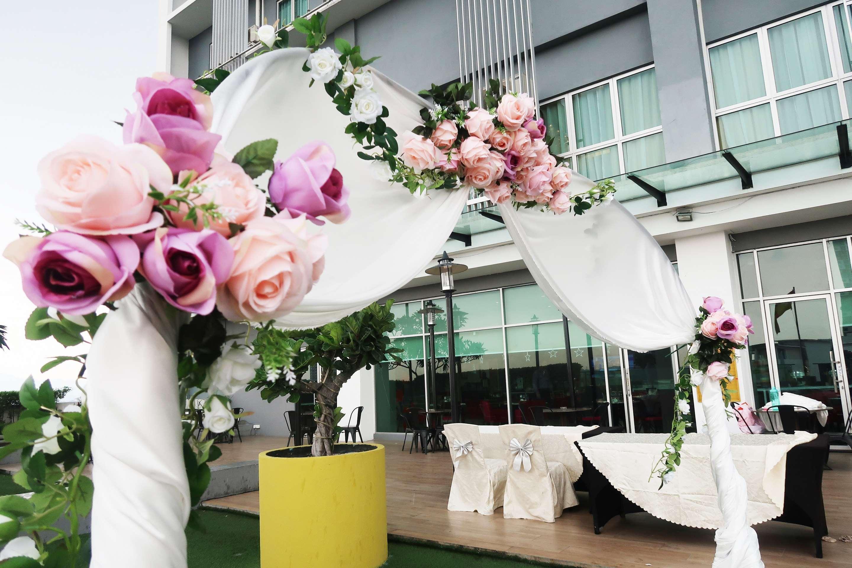 Wyndham Garden I-City Шах Алам Екстериор снимка