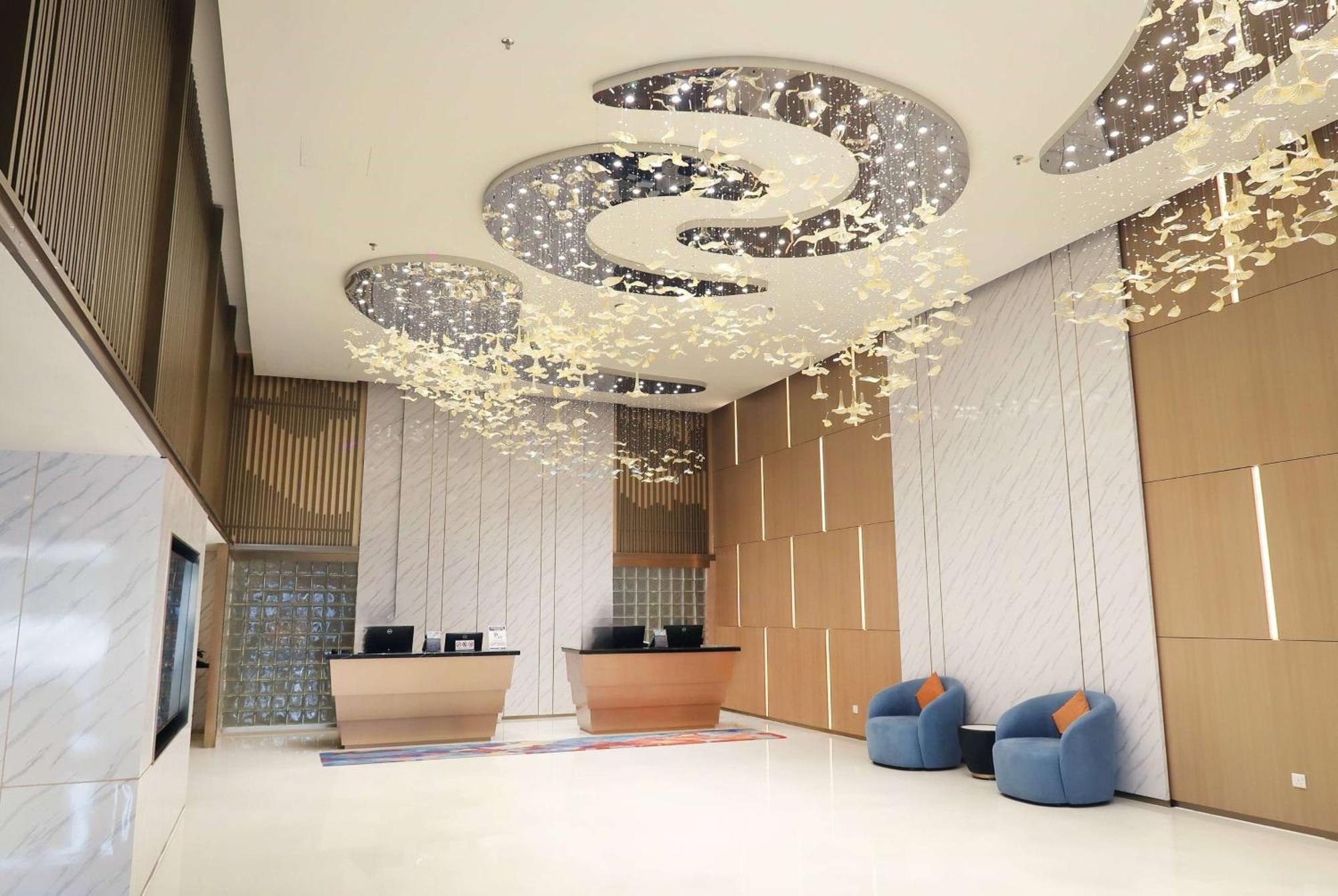 Wyndham Garden I-City Шах Алам Екстериор снимка