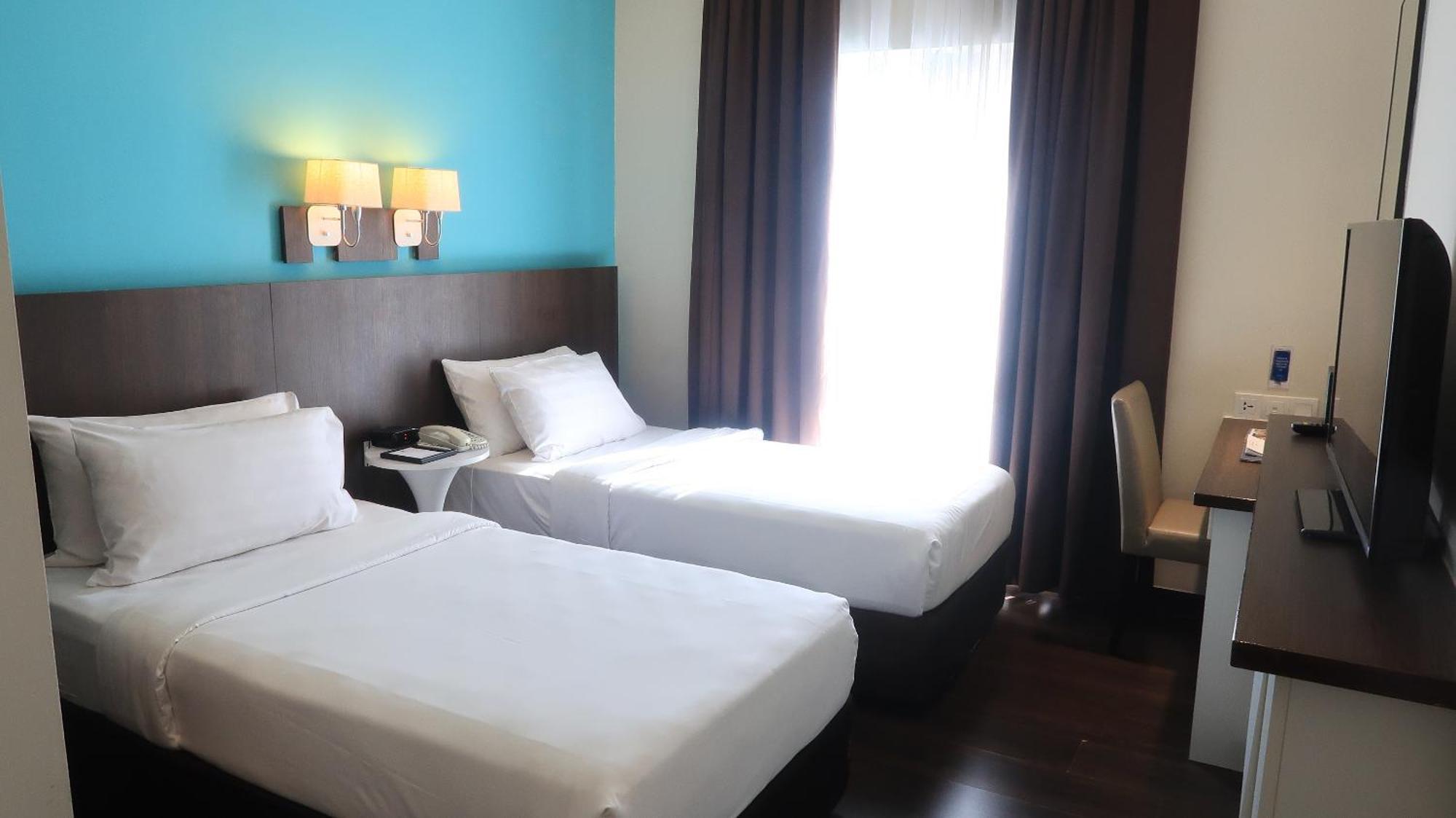 Wyndham Garden I-City Шах Алам Екстериор снимка