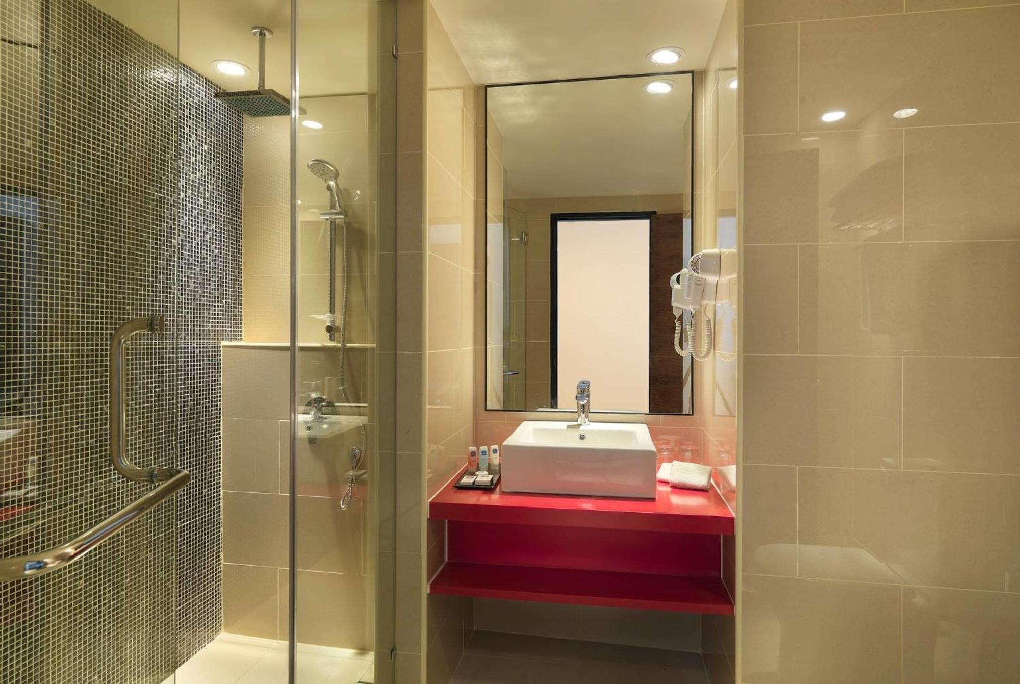 Wyndham Garden I-City Шах Алам Екстериор снимка
